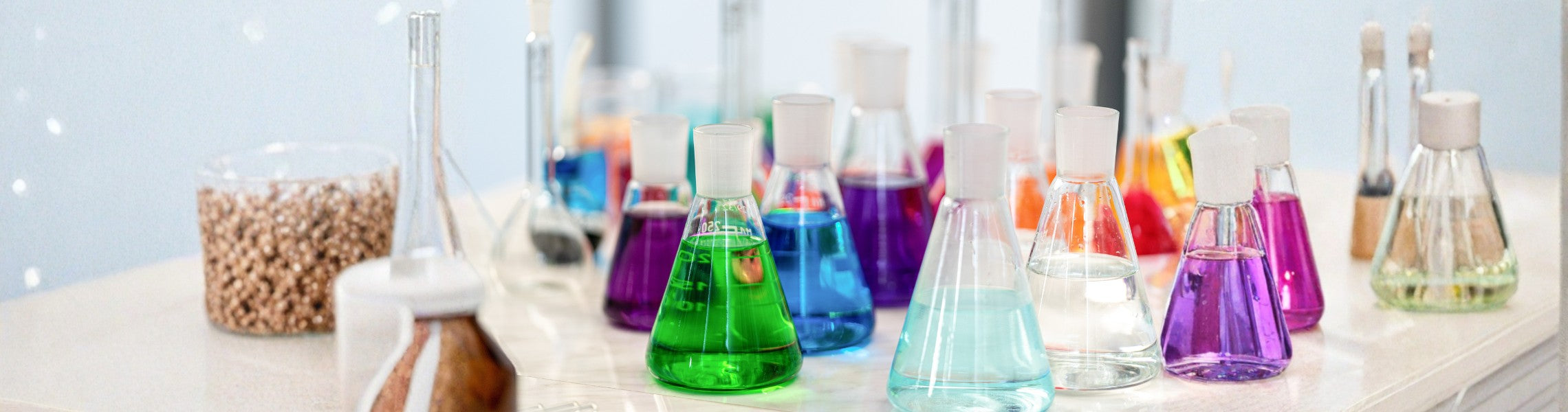 Laboratory > Glassware > Beakers and Jugs